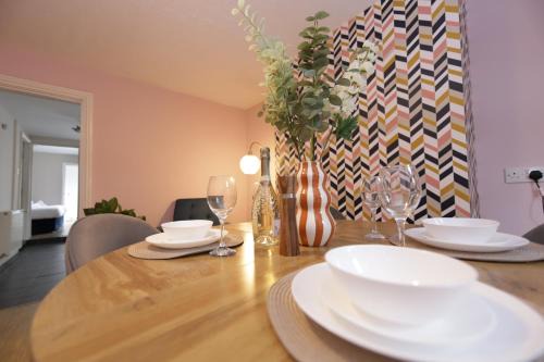 Stylish central location 3 bedroom house