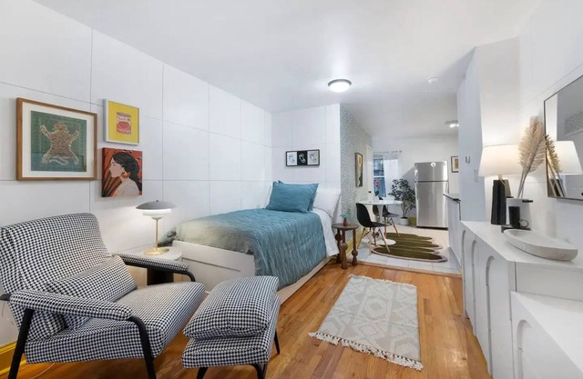 Stylish City Retreat-Mins to Manhattan via PATH