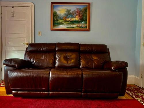 Stylish, Cozy 2BR Private Apt, 1st Floor, Well-Appointed, Near Providence, MA, RI Line, I-95 Access