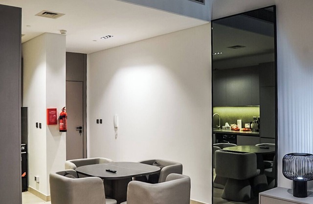 Stylish & Cozy Apt Awaits You