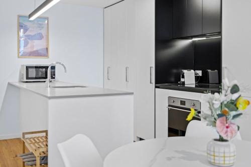 Stylish Dickson 1BR Perfect for Business and Leisure