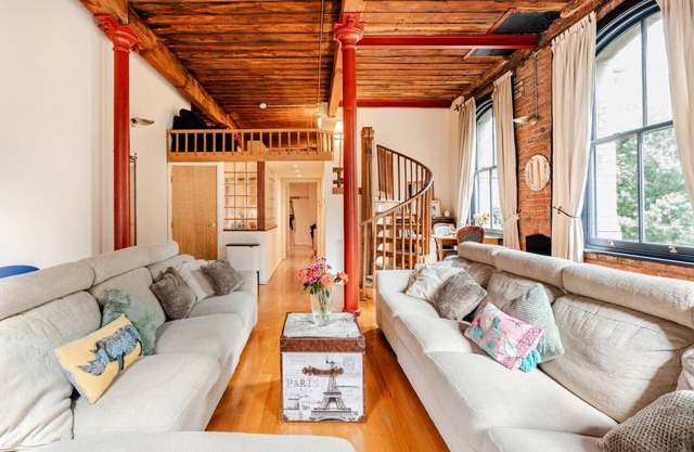 Stylish Loft Apartment | Central Manchester | Sleeps 4