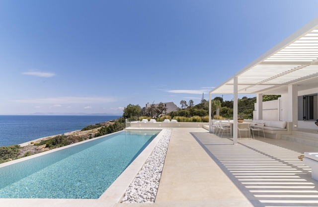 Stylish Modern Greek villa directly on the sea, 40 mins from central Athens