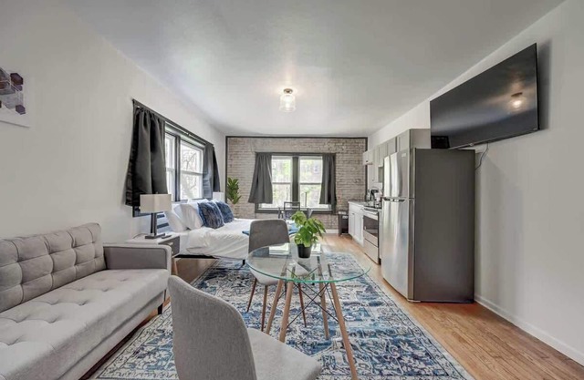 Stylish Studio | McKinley Beach & Brady St. Vibes