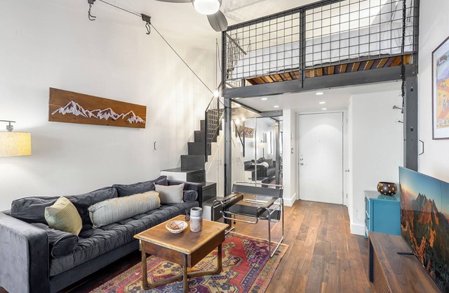 Stylish Studio Retreat with Hot Tub Access
