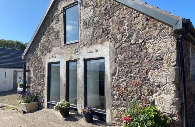 Stylishly converted Dairy Parlour/cottage on rural farm