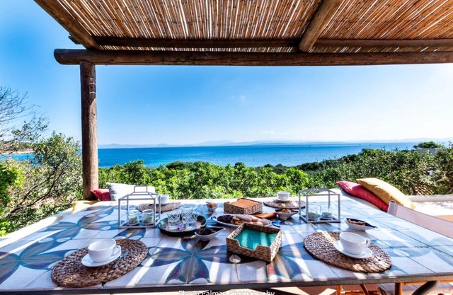 su mari su entu Isola di Sant'Antioco villa con accesso diretto al mare