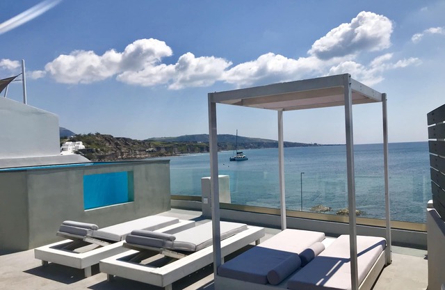 Sublime Villa red beach
