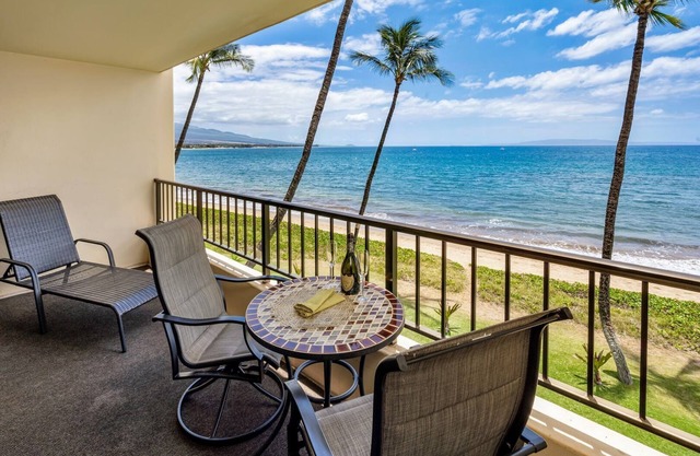 Sugar Beach 314 Front Row Ocean Views in Beautifully Upgraded Beachfront Condo