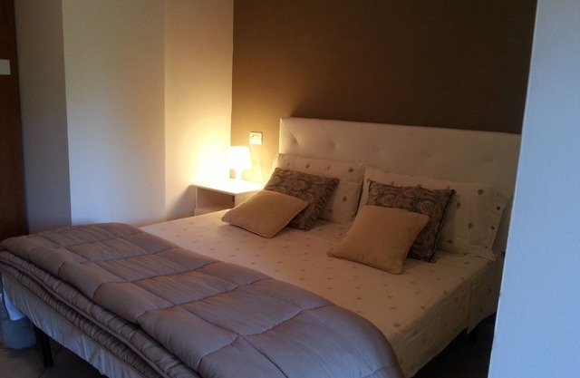 suite 3 km from Rome airport sleeps 2 nearby excavations of ostia antic