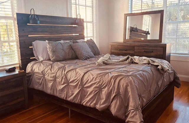 Suite 8 - Casablanca of Hyde Park