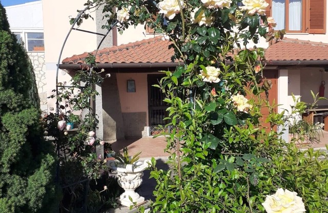 Suite Matrimoniale in Villa Zona Panoramica