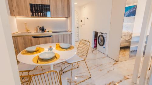 Suite Sirmione Studio - Italian Homing