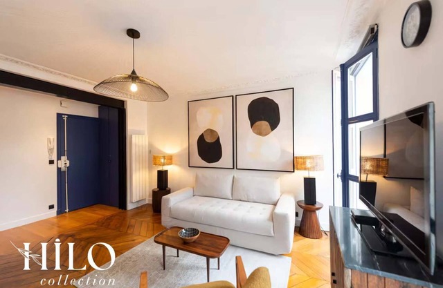 Suite Zola by HILO Collection