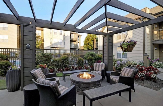 Suites near the Vancouver Waterfront