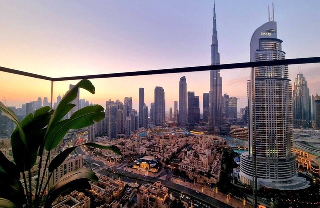 Suitestay - Bright Panoramic Two-Bedroom with Burj and Fountain View