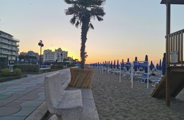 Summer apartment with balcony lido di jesolo beautiful pad