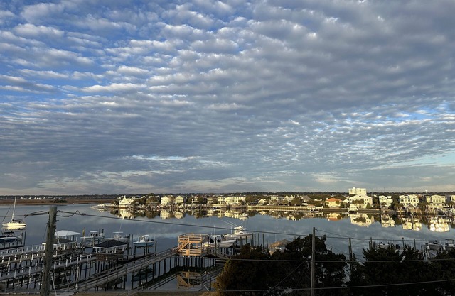 Summer Sands-Wrightsville Beach-Waterfront-Pool-Ocean-Elevator-Remodeled-Sleep 4