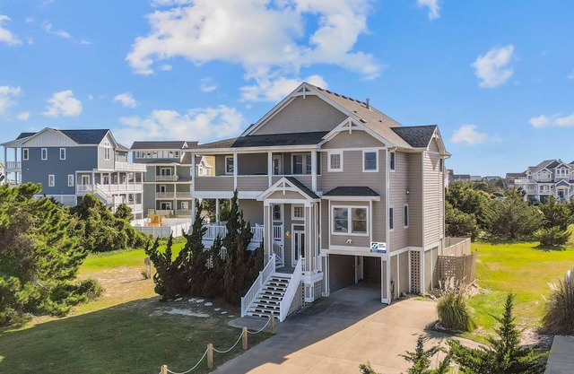 SUMMER SAVINGS-Oceanside Dog Friendly w/Private Pool, Hot Tub, Elevator & More