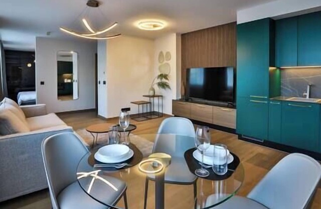 Sun Hill A407 Luxury Suites