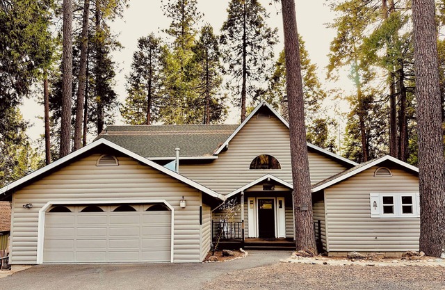 Sun-kissed Serenity or Snow-covered Adventure: Your California Cabin Awaits!