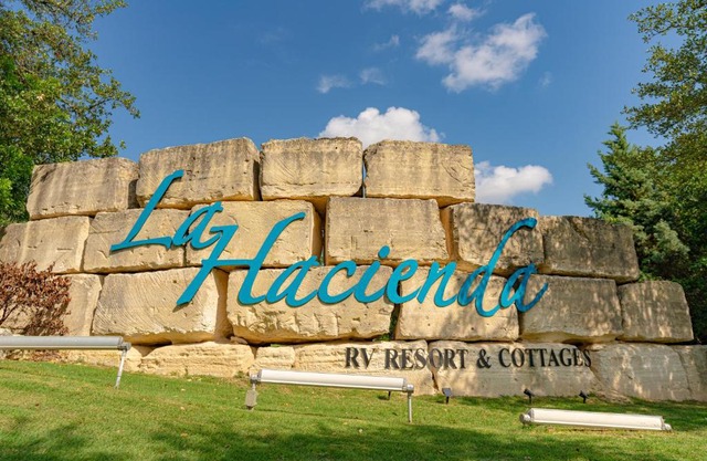 Sun Outdoors Lake Travis