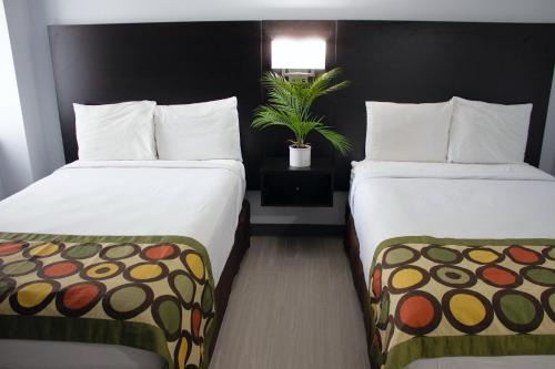 Sun & Sand Resort Oceanfront Suites