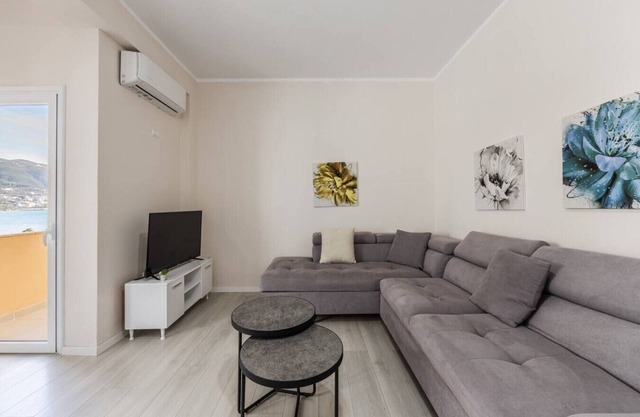 Sun & Sea 1BR Apartment