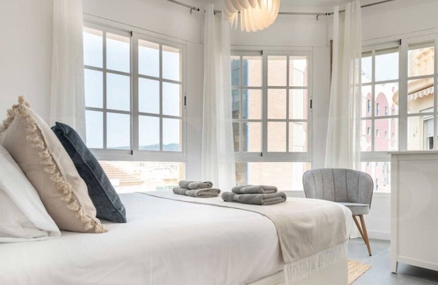 Sunlit & fresh apartment - Centre