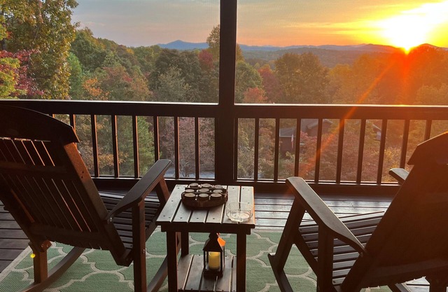 Sunrise on the Ridge - Mineral Bluff