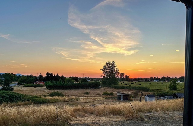 Sunset Farm House in Sequim near Olympic National Park