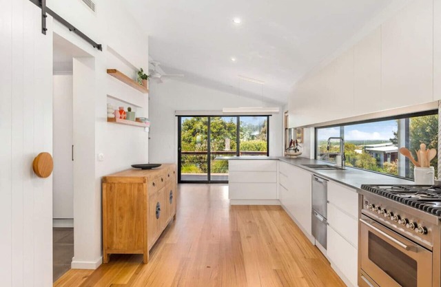 Sunset Shack - Sleeps 6 - Dog friendly!