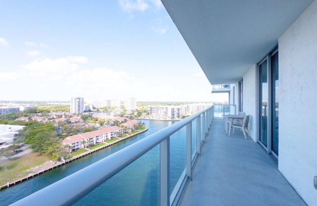 SUNSET VIEWS|BEACH ACCESS|AMAZING AMENITIES