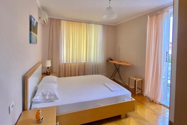 Sunshine Central Apartment