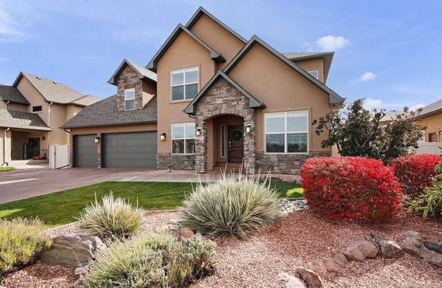 Sunshine IV: Beautiful Sunny Home