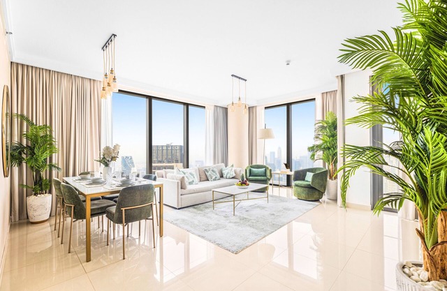 Superb 2BR w/Burj Khalifa & Fountain View