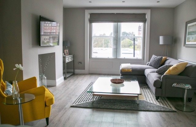 Superb Harrogate 2 bedroom apartment