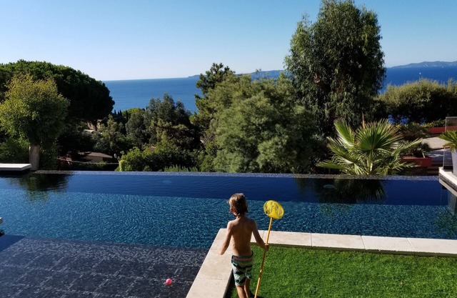 SUPERB SEAVIEW MID CENTURY VILLA with POOL , Golfe of St Tropez - sleeps 10