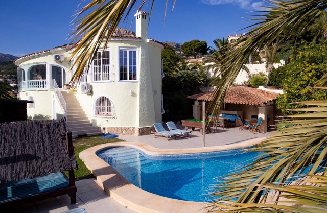 Superb villa for 10p, seaview, private pool,airco, jacuzzi, pooltable