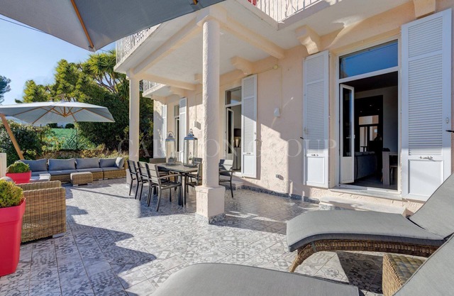 Superb villa in Cannes - residential area with all amenities