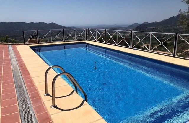 Superb villa with private pool with breathtaking view!