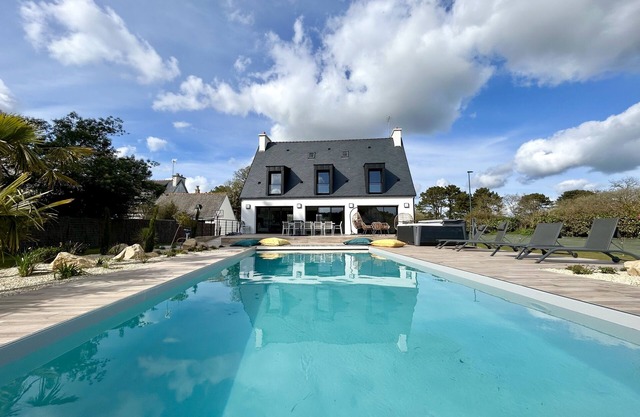 Superbe Villa Avec Piscine Proche de la Plage