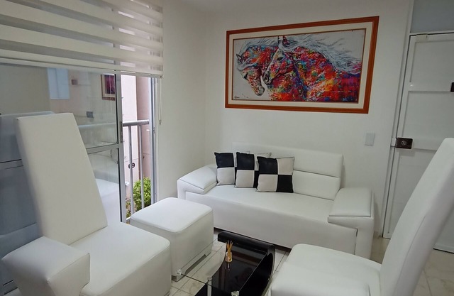 SUPERHOST APARTAMENTO EXCELENTE UBICACION ORQUIDEA