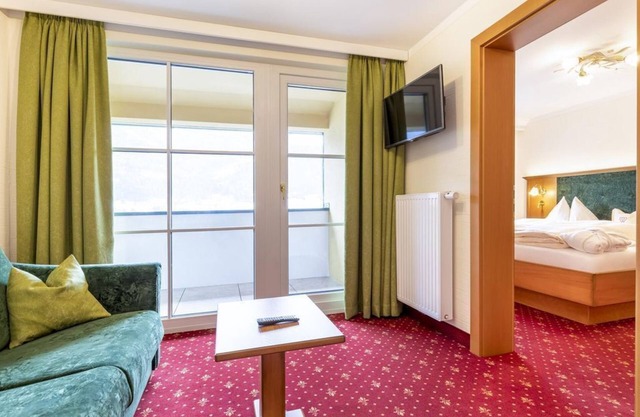 Superior Suite - Hotel & Restaurant Wastlwirt*