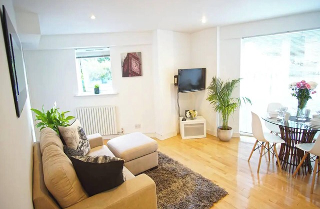 Superior Canary Wharf O2 Arena 2Bed