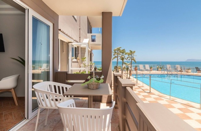 Superior Sea view room in Girogiali hotel