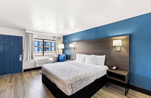 SureStay Hotel by Best Western Phoenix Airport