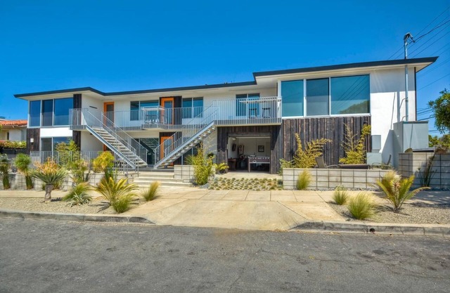 Surf (2 bedroom/2 bath)