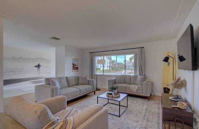 Surfer's Corner - Cozy Waterfront Oasis w/Fire Pit - Walk to Beach