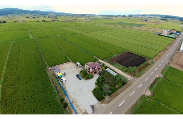 Surrounded by rice fields a whole house for priva/Sorachi-gun Hokkaidō